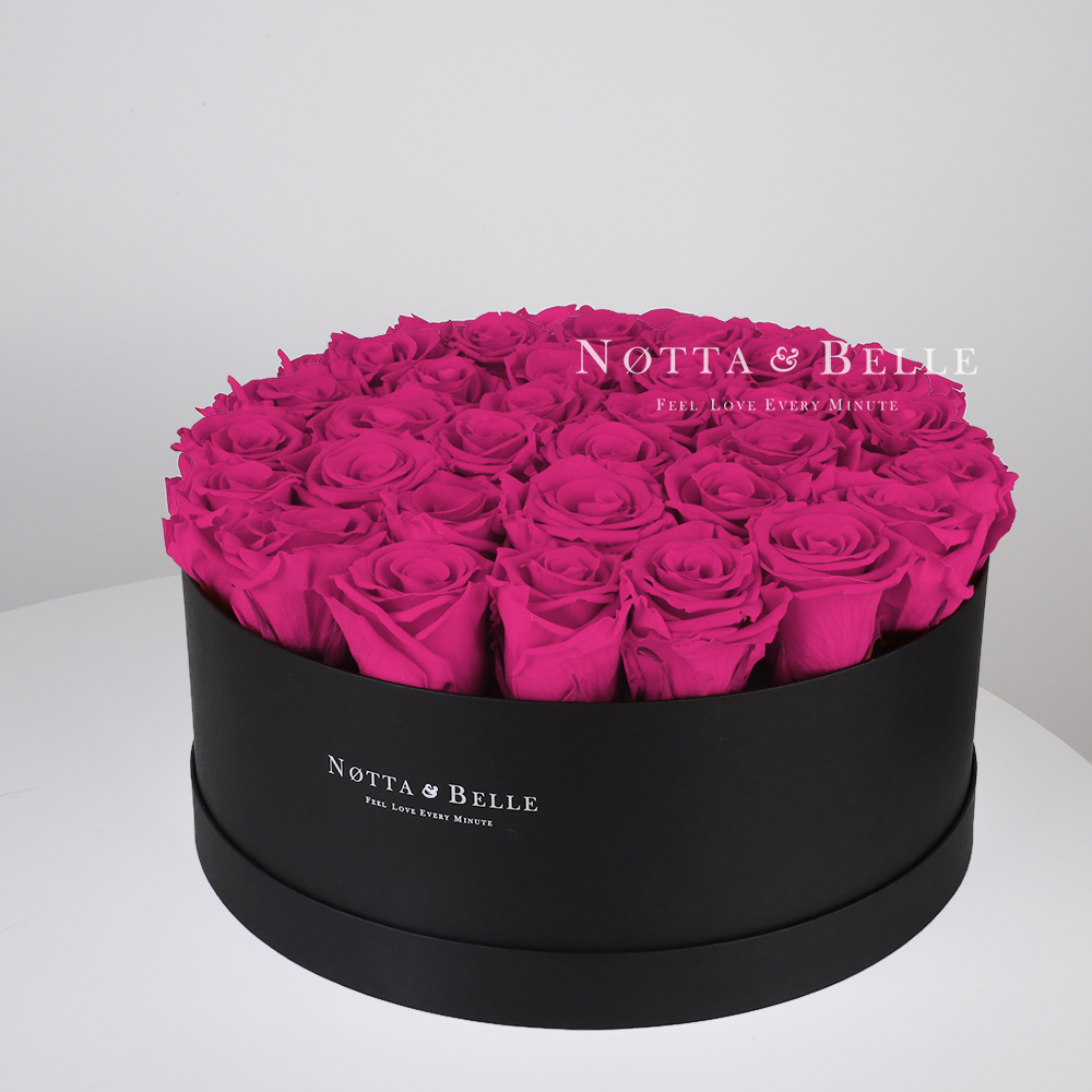 Долговечный букет из 29 роз цвета фуксии - №1222