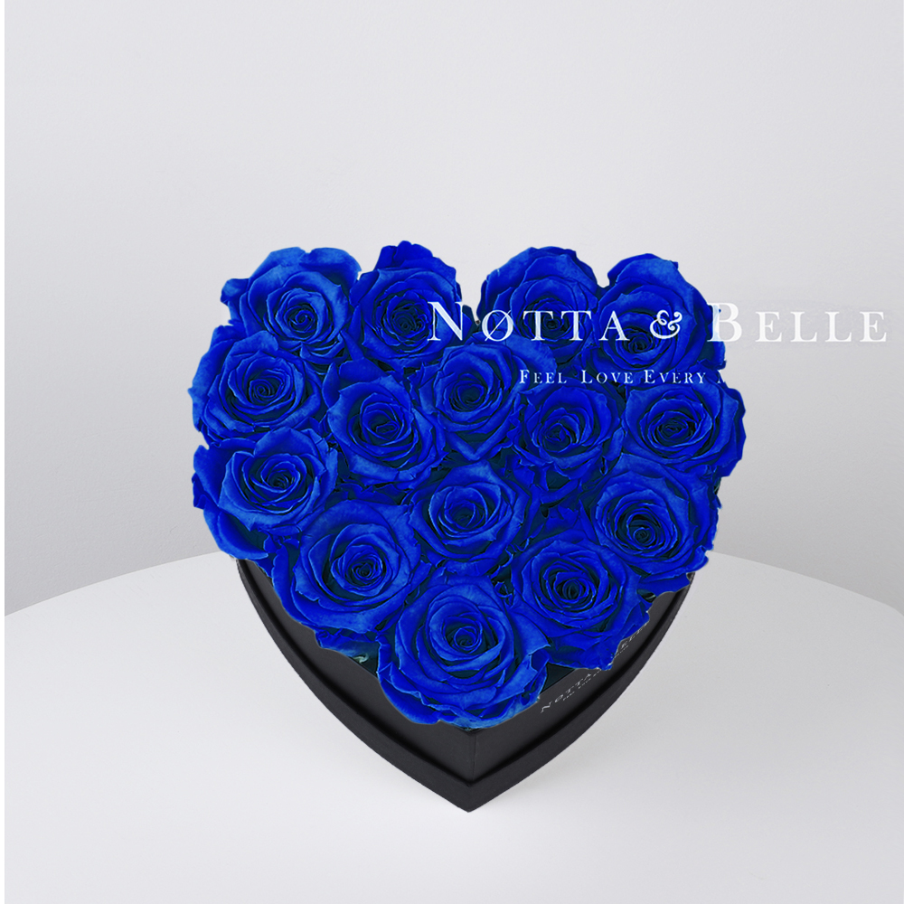 Ramo azul «Love» en una caja negra - 15 piezas