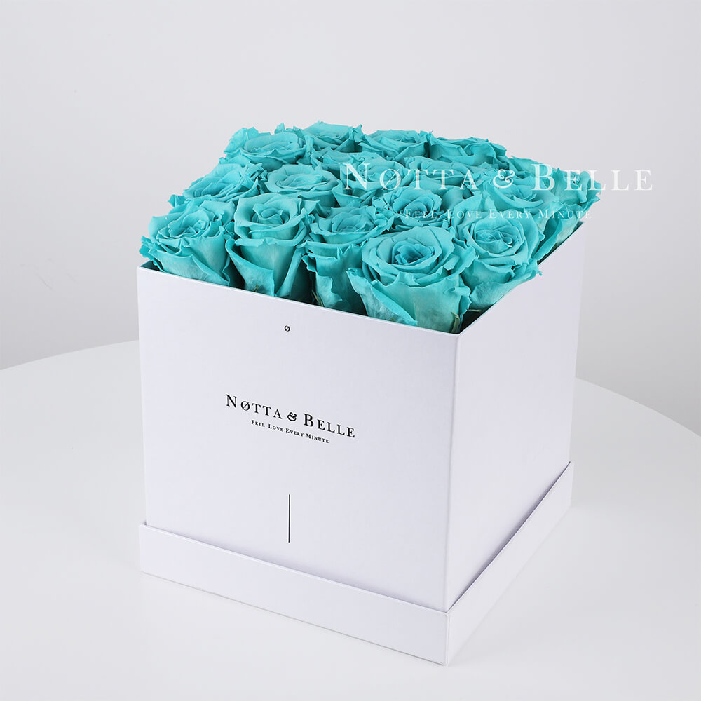 Mazzo colore turchese «Romantic» in una scatola bianca - 17 pz.