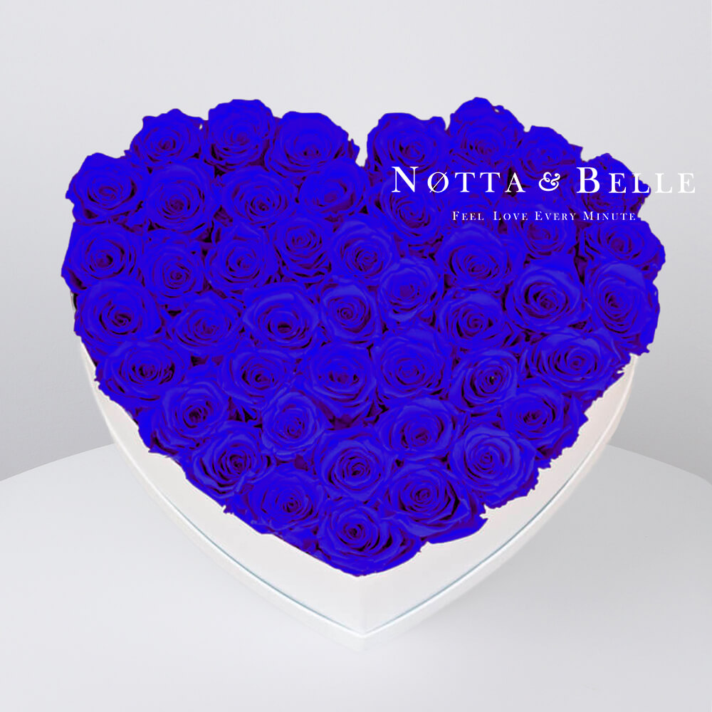 Долговечный букет из 35 синих роз - №031