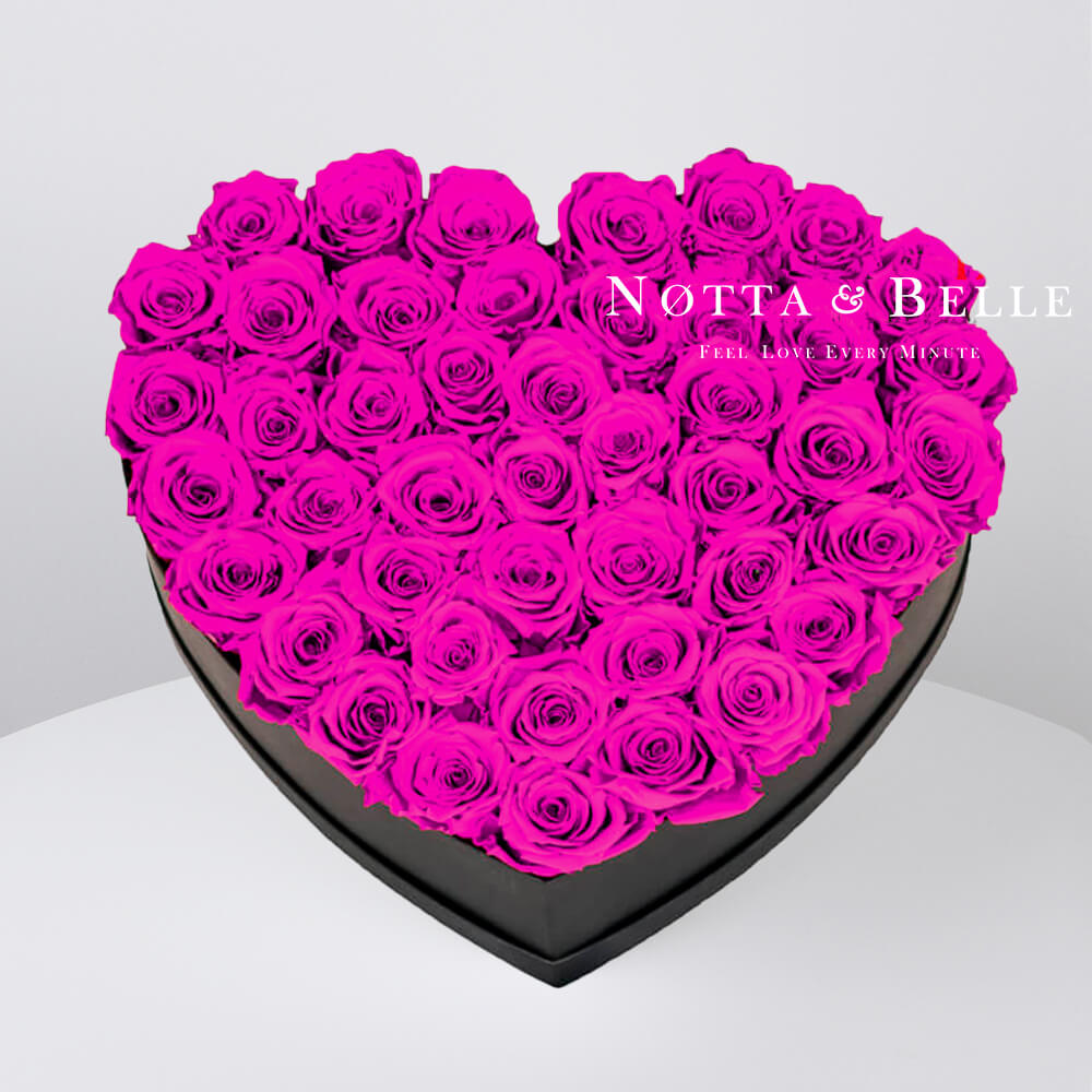 Долговечный букет из 35 роз цвета Фуксии - №072
