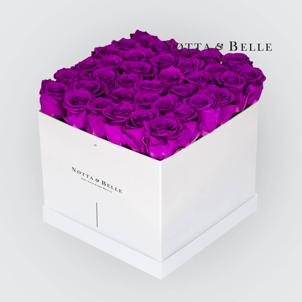 Долговечный букет из 35 фиолетовых роз - №641