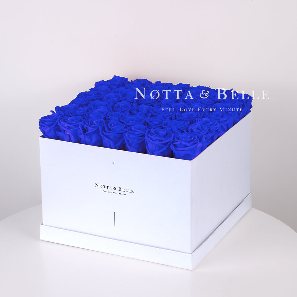 Долговечный букет из 49 синих роз - №731