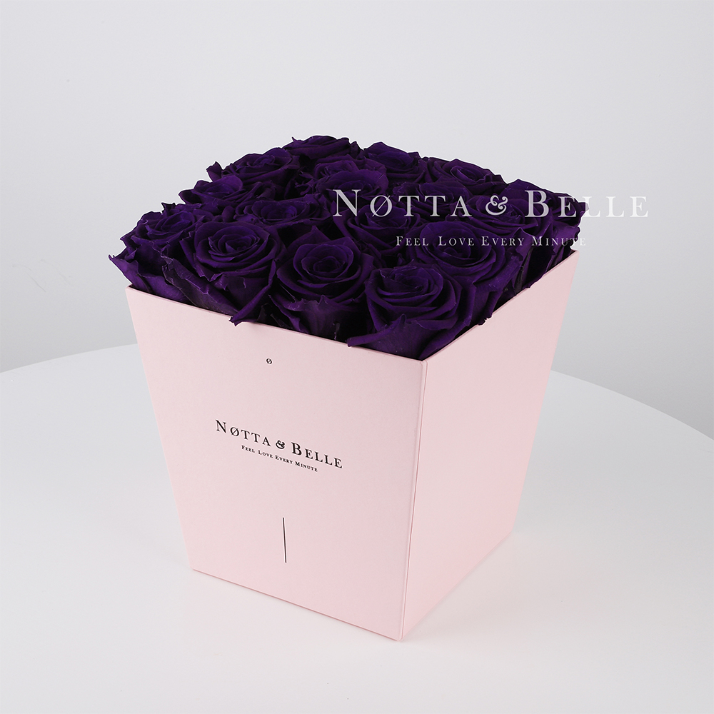 Долговечный букет из 17 фиолетовых роз - №255