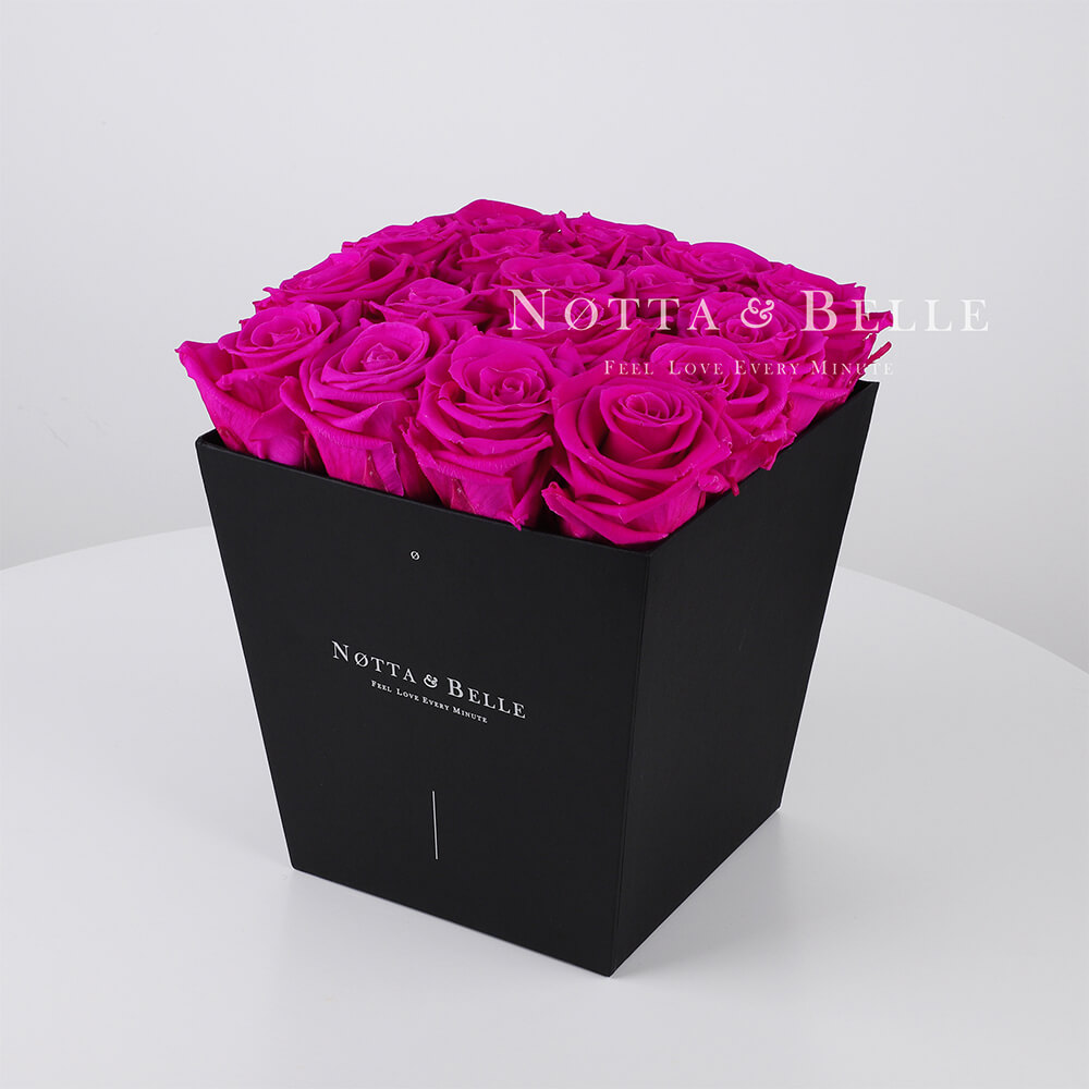 Долговечный букет из 17 роз цвета Фуксии - №272