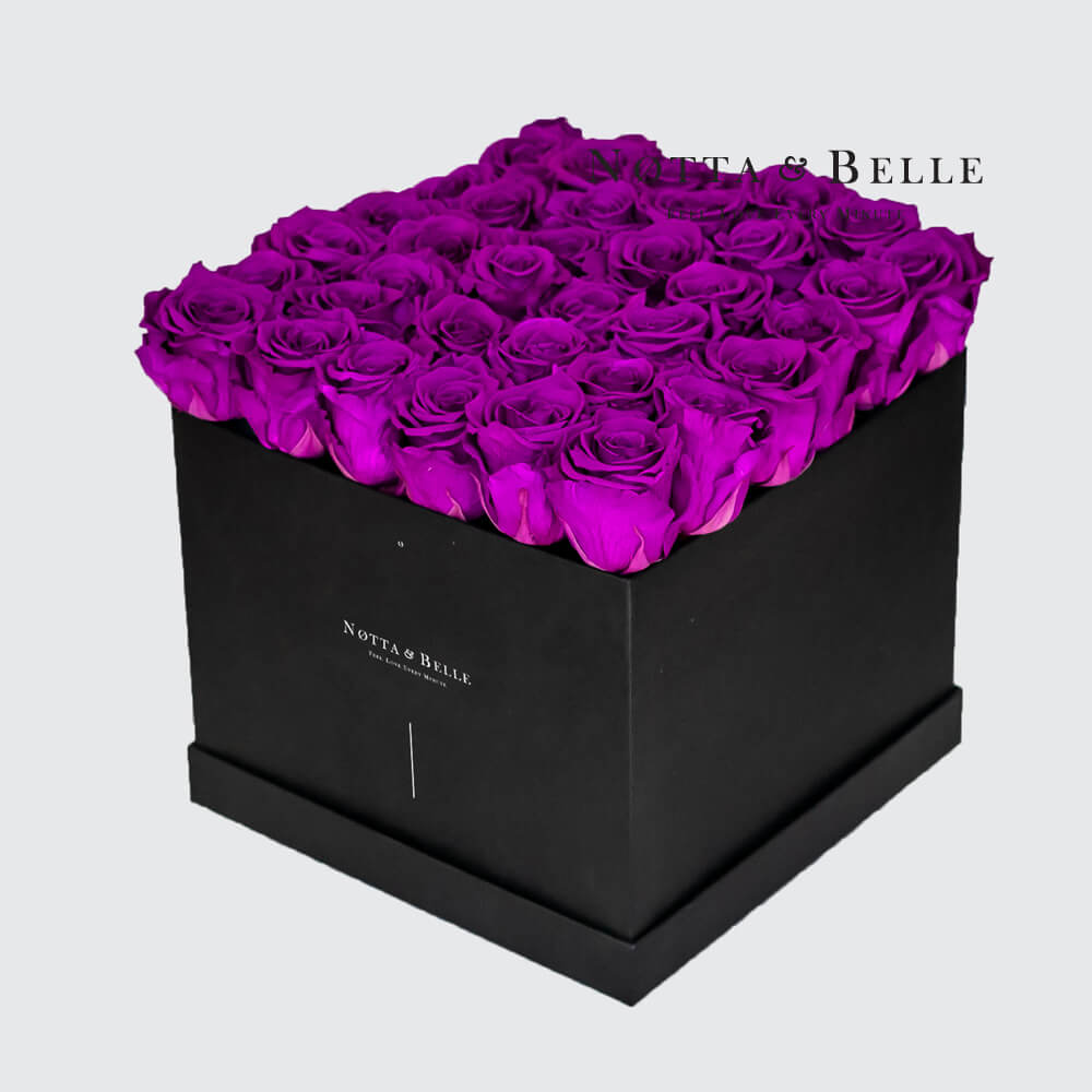 Долговечный букет из 35 фиолетовых роз - №642