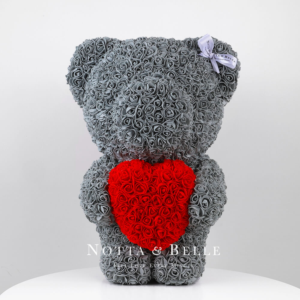 Orsetto di rose grigie con il cuore 55cm