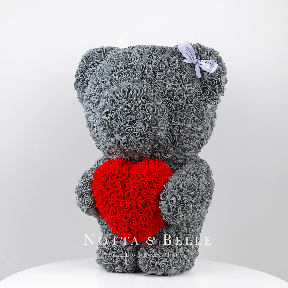 Orsetto di rose grigie con il cuore 55cm