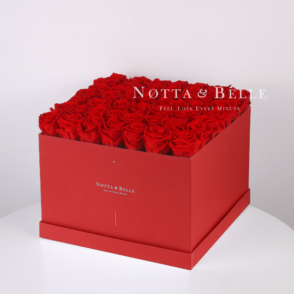 Долговечный букет из 49 красных роз - №714