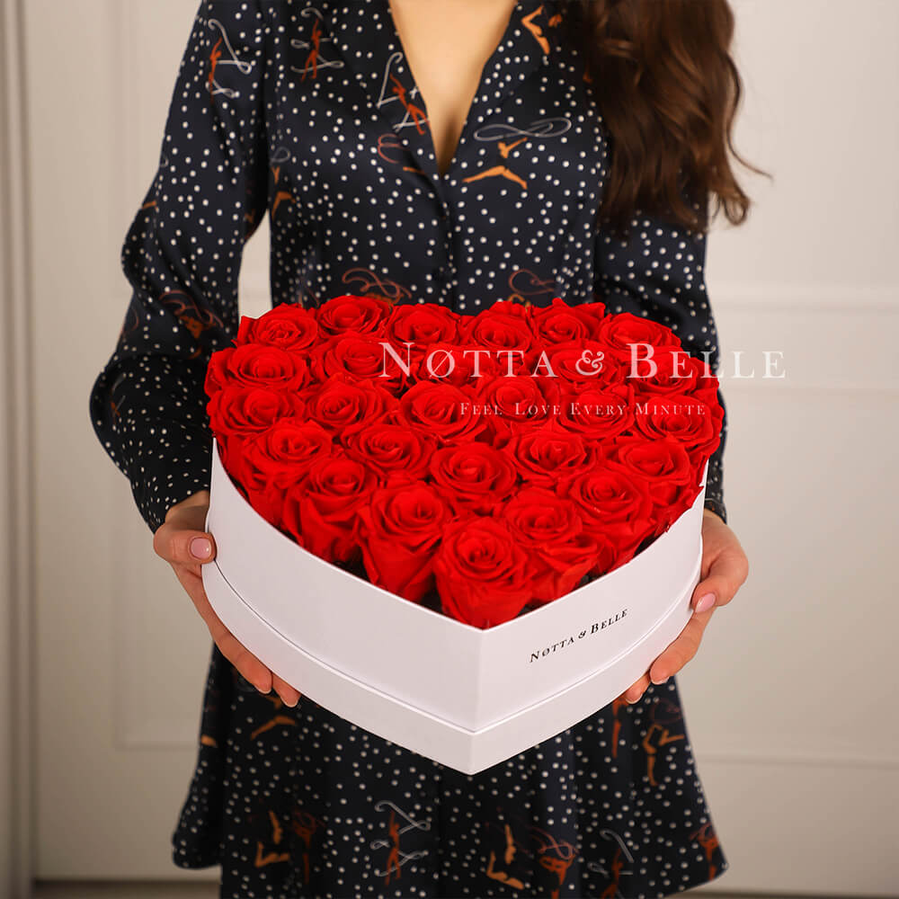 Bouquet rouge «Love» - 27 roses
