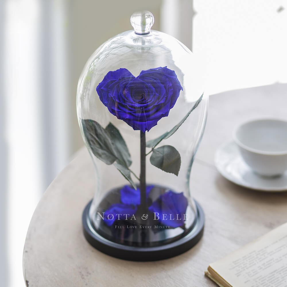 Синяя роза Premium X в форме сердце