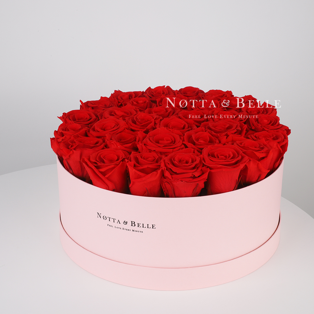 Bouquet rouge «Princess» | 29 roses | boîte rose | Notta&Belle