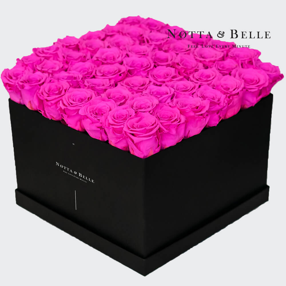 Bouquet couleur fuchsia «Romantic» - 49 roses 