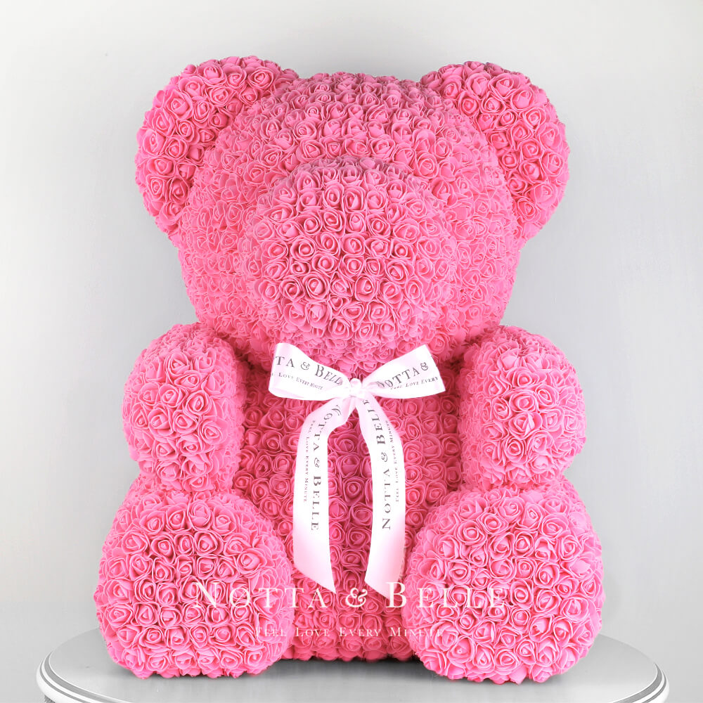 Růžový medvídek z růží - 65 cm