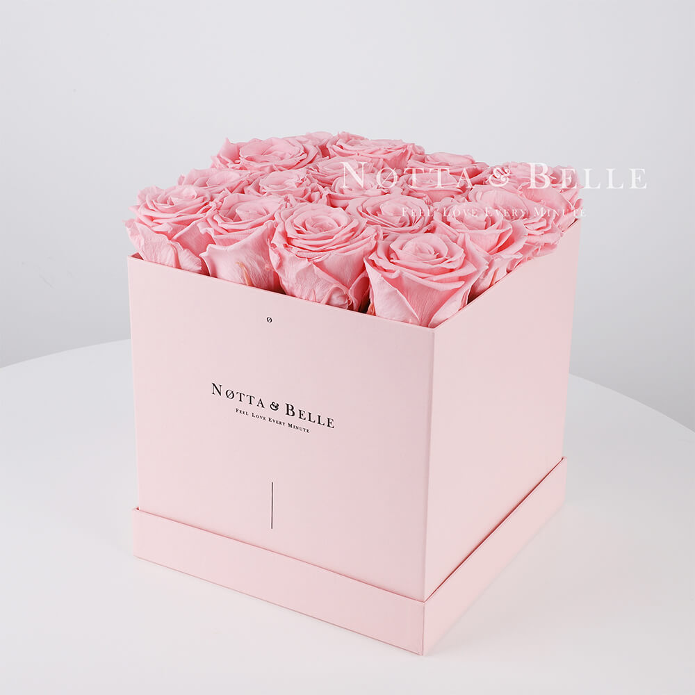 Долговечный букет из 17 розовых роз - №425