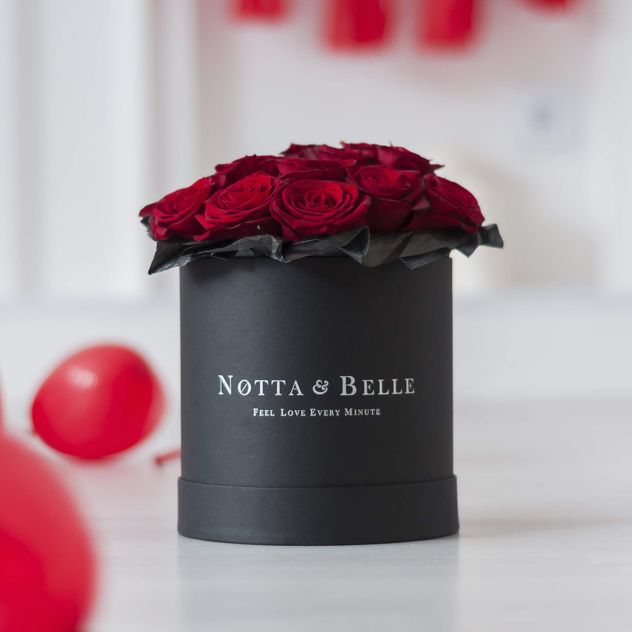 Premium Красная роза в шляпной коробке  - в черной коробке