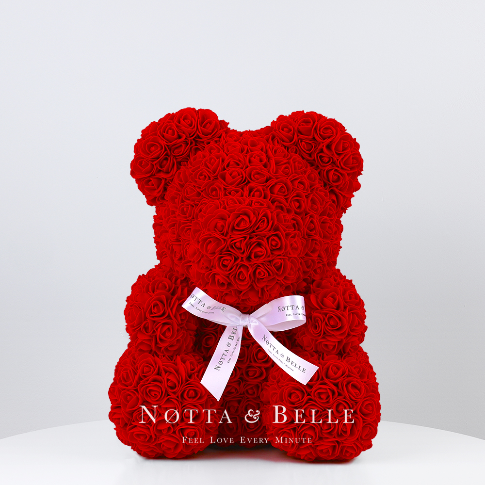 Červený medvídek z růží - 35 cm